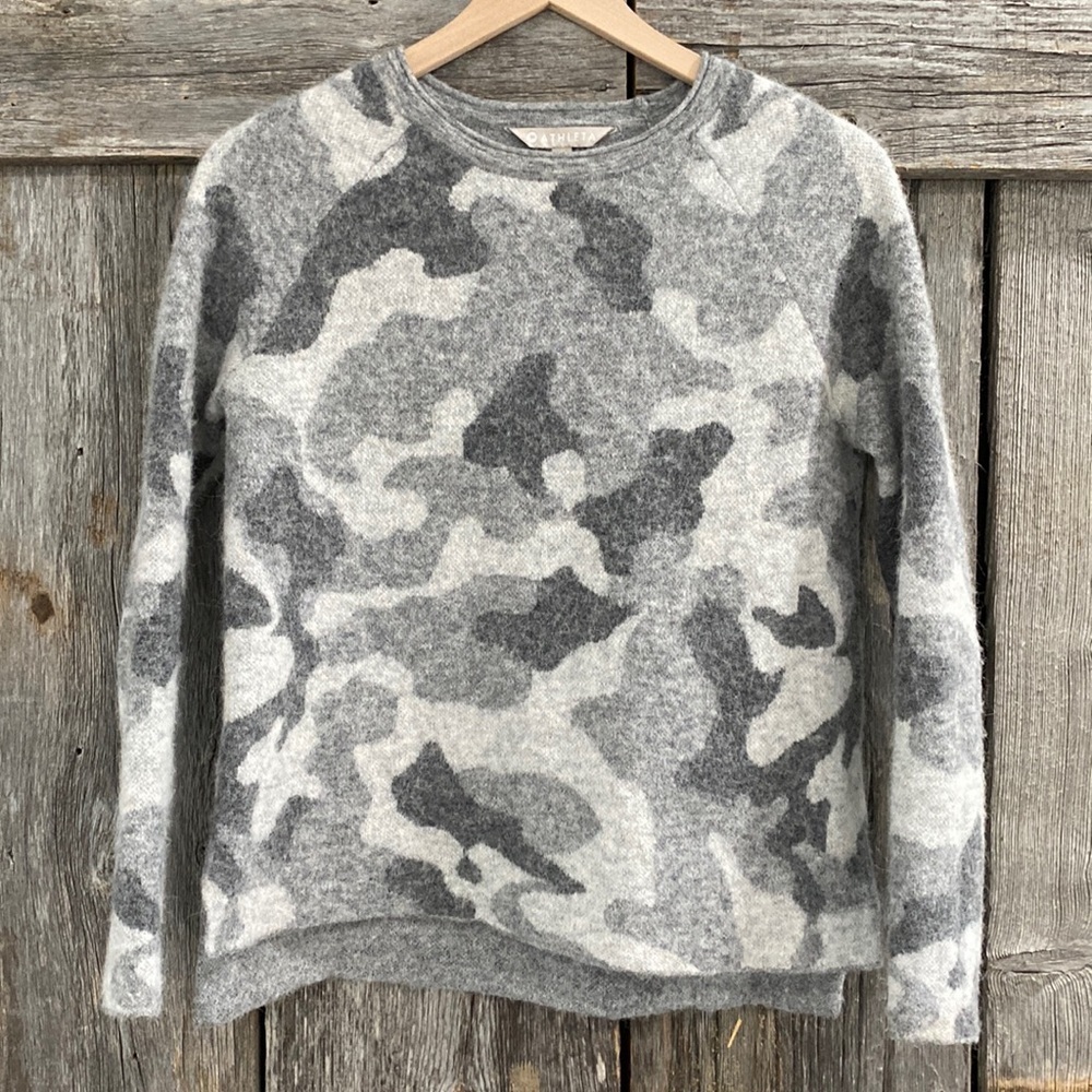 Athleta Alpaca Merino Wool Blend Gray Camo Sweater